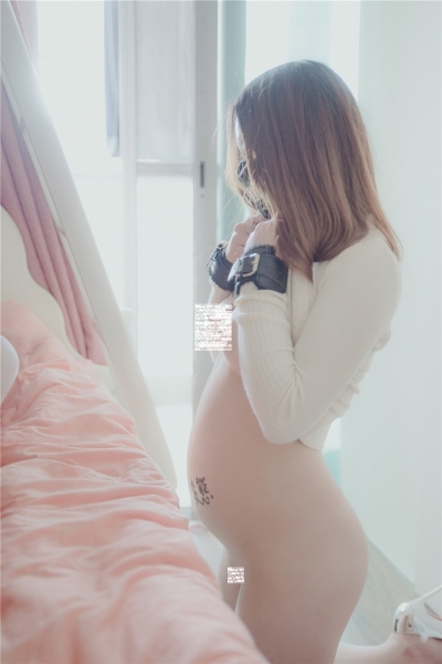 01082143697