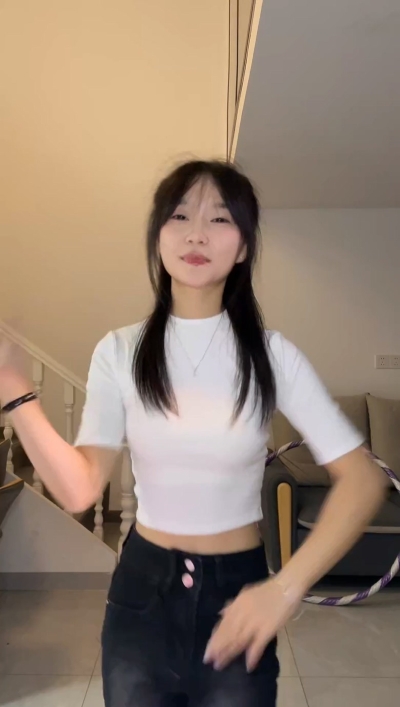 19043006746