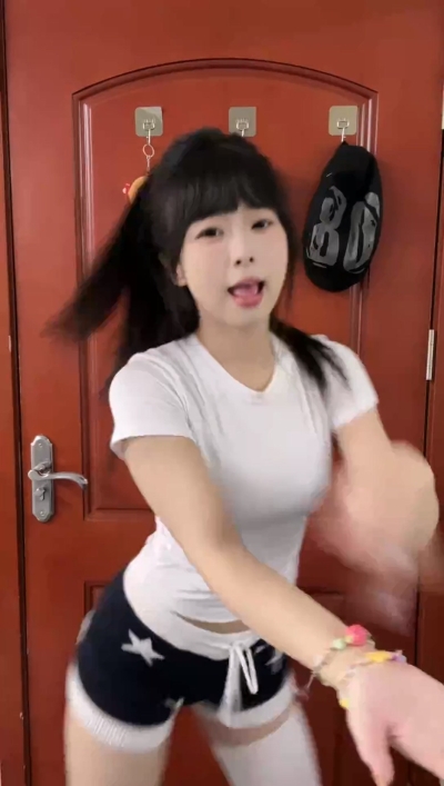 19043016493