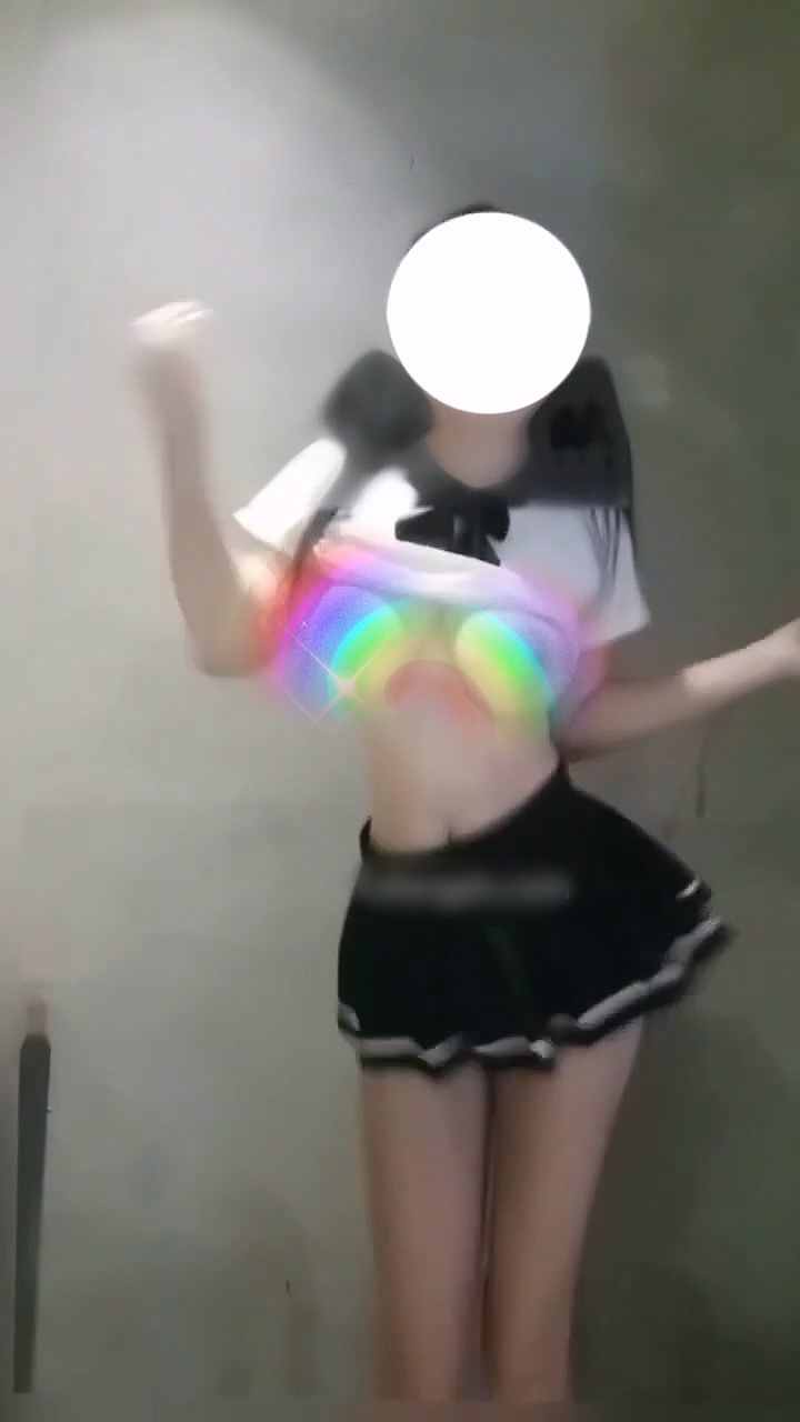 30132709586