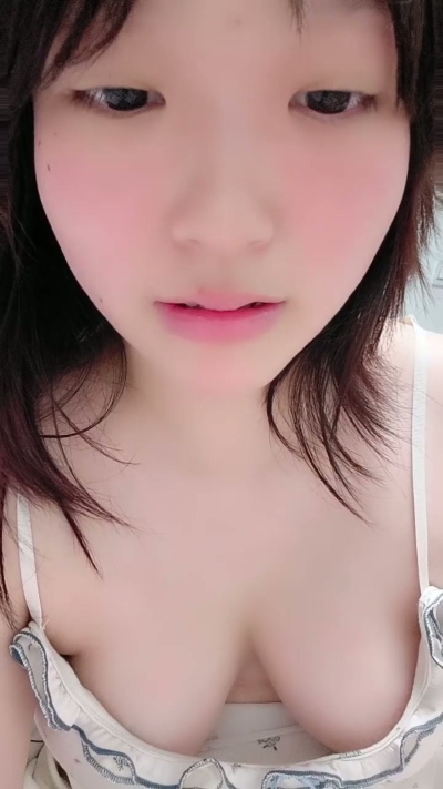 12135406401