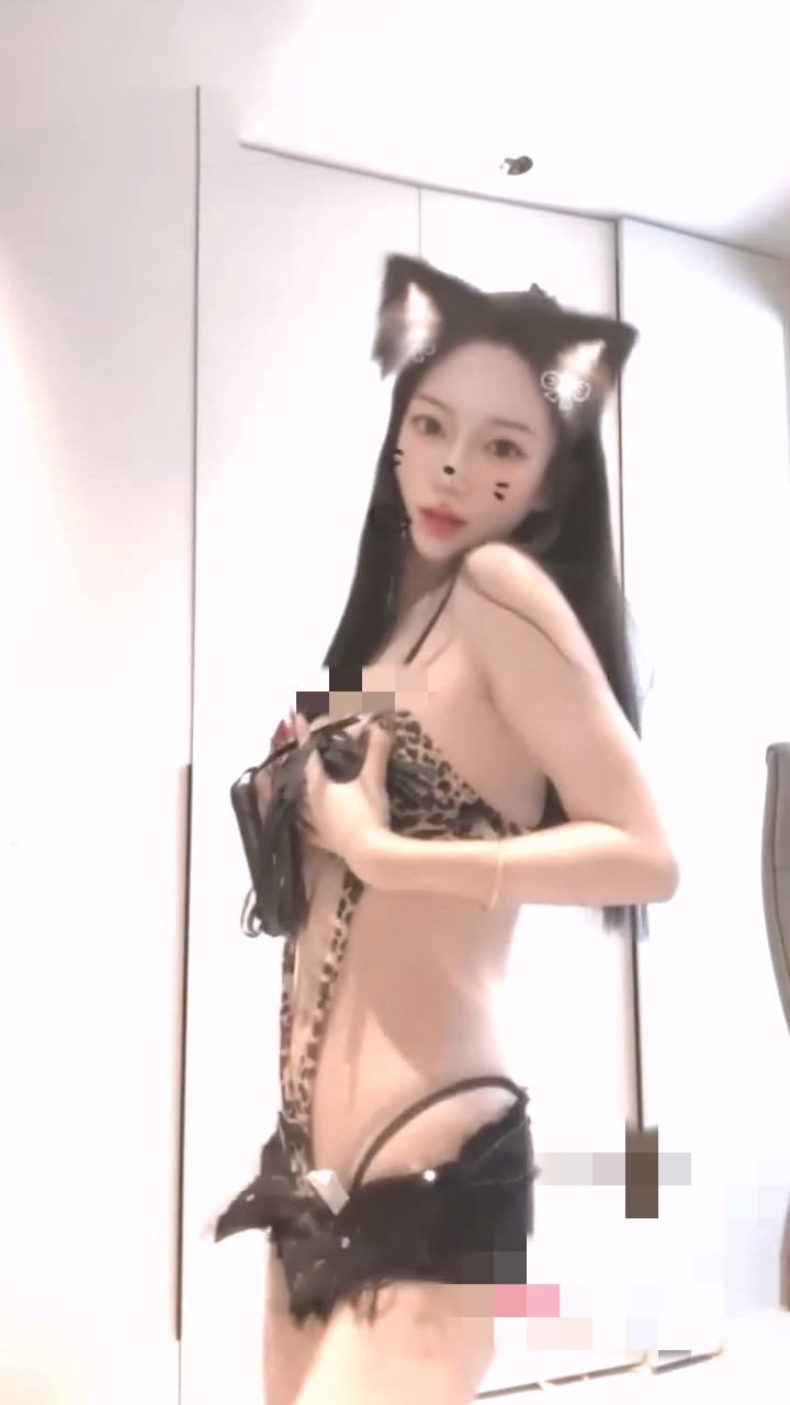 19074415303