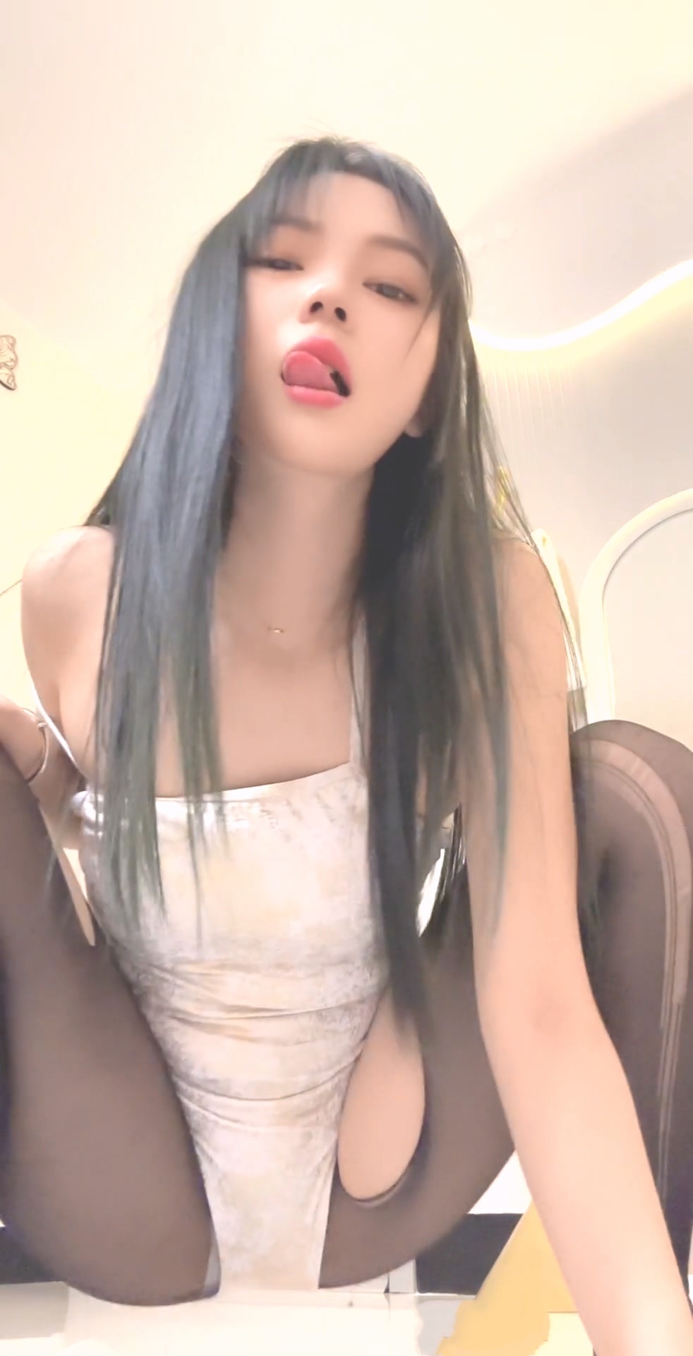 30091227340