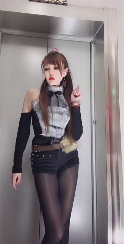16091256709