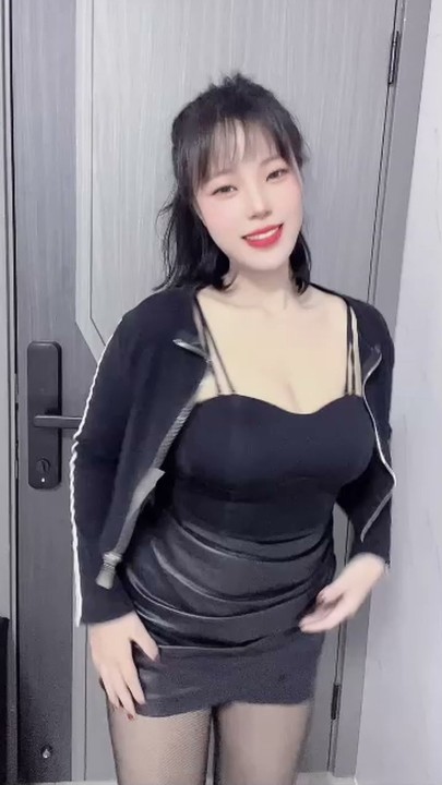 快手微胖丰满【臭宝】裸舞自慰 14V 31分 623M